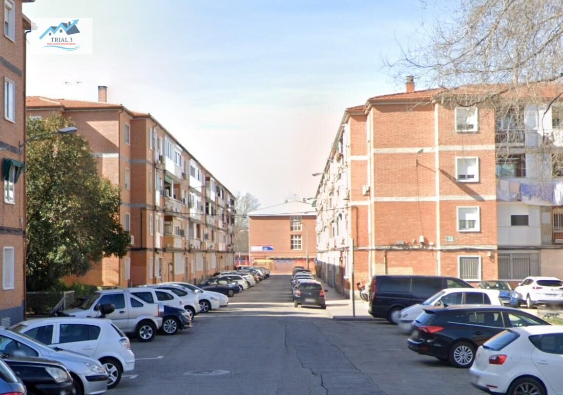 Vista exterior de Piso en venta en Alcalá de Henares con Terraza