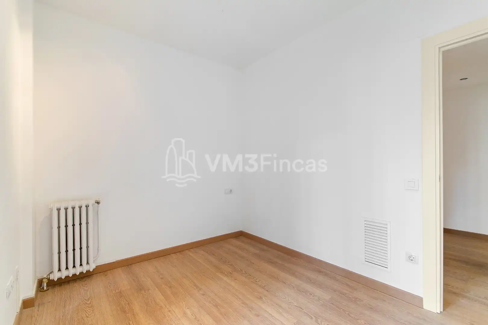 Schlafzimmer von Wohnung zur Miete in Barcelona mit Klimaanlage, Heizung und Parkett