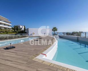 Swimming pool of Planta baja for sale in Estepona  with Air Conditioner and Terrace