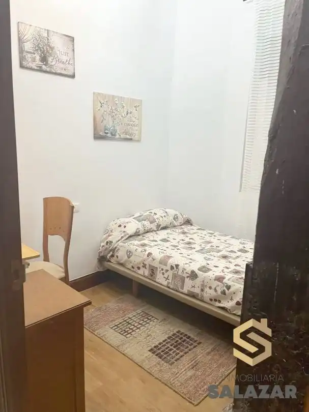 Flat with terrace to rent in Barrenkale, imagen 18