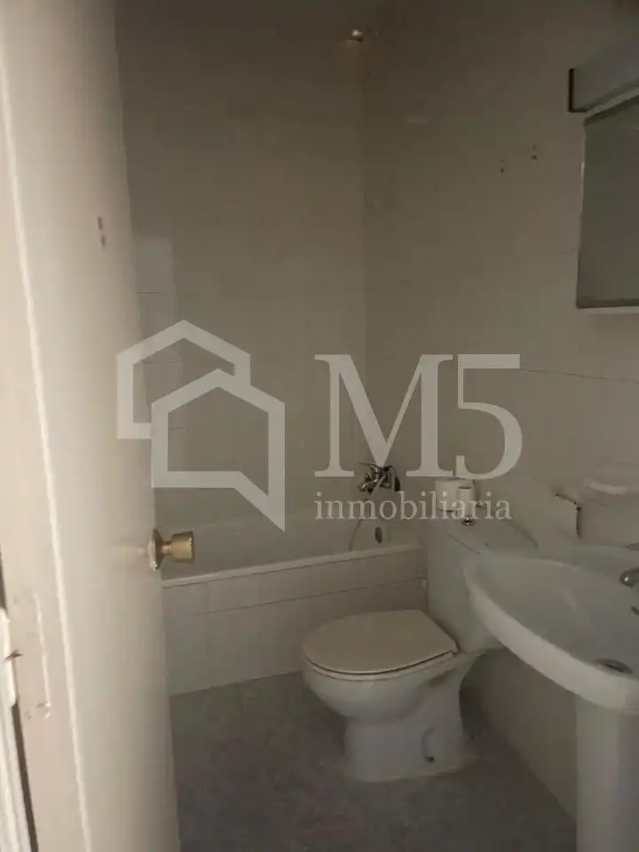 Bany de Finca rústica en venda en Vélez-Málaga amb Piscina