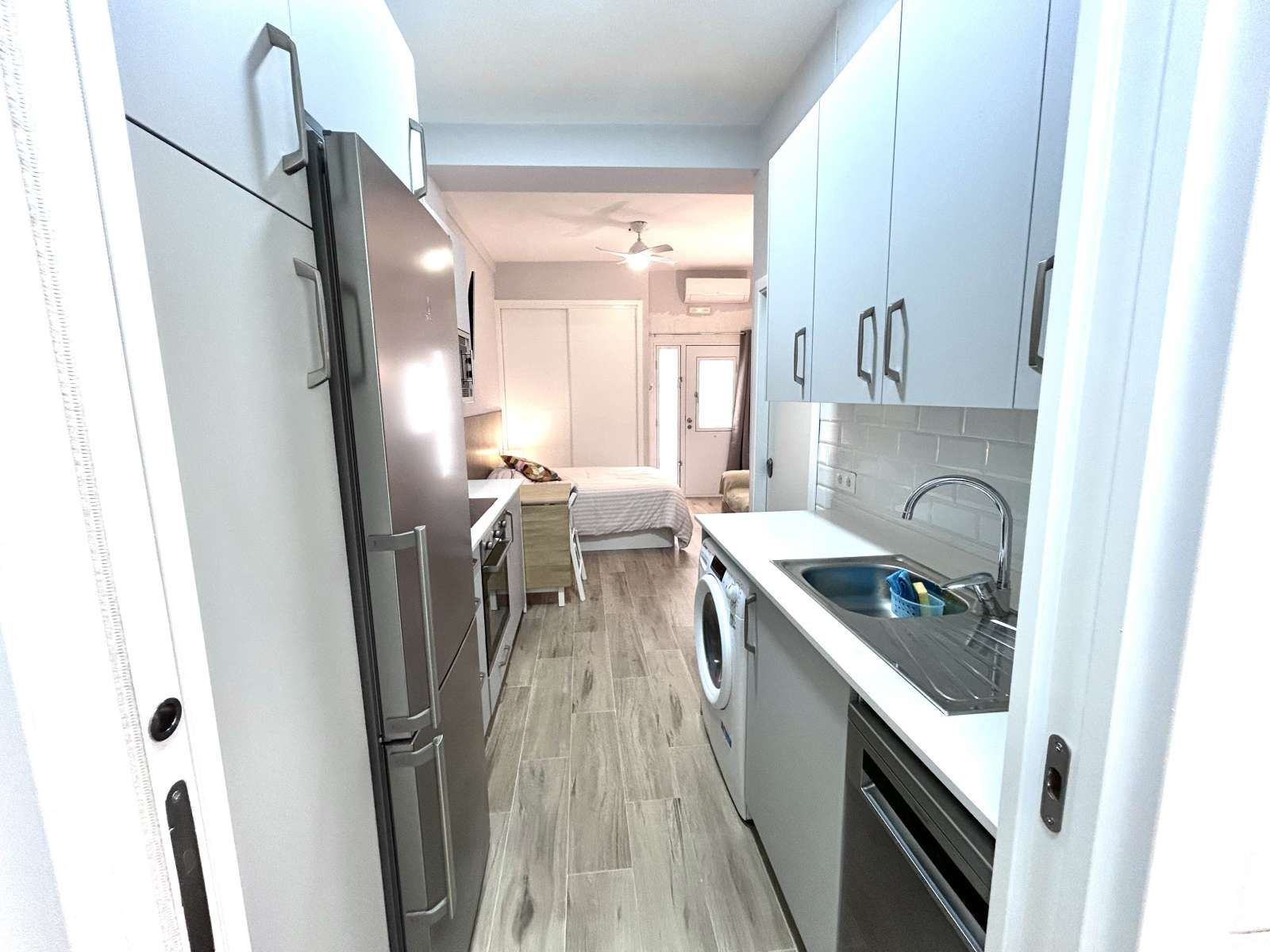 Cocina de Estudio para compartir en  Sevilla Capital con Aire acondicionado, Calefacción y Terraza