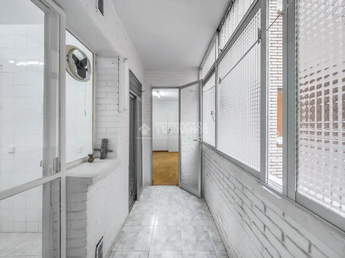 Piso en venta en Madrid con Calefacción, Parquet y Terraza