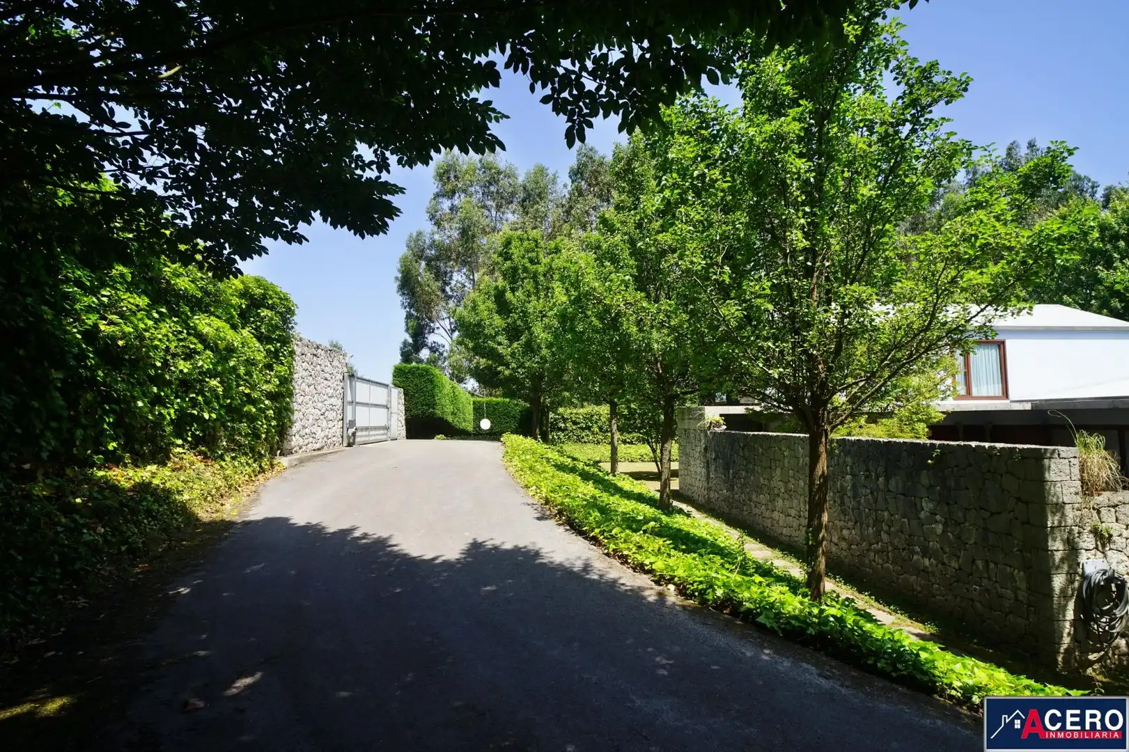 Casa o xalet en venda a Calle BARQUERA, Boo
