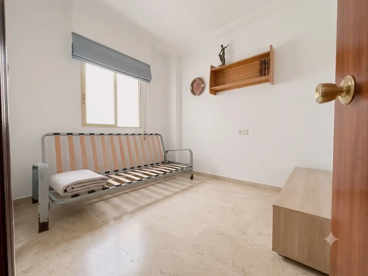 Habitación de Piso en venta en Santa Pola con Aire acondicionado, Terraza y Amueblado