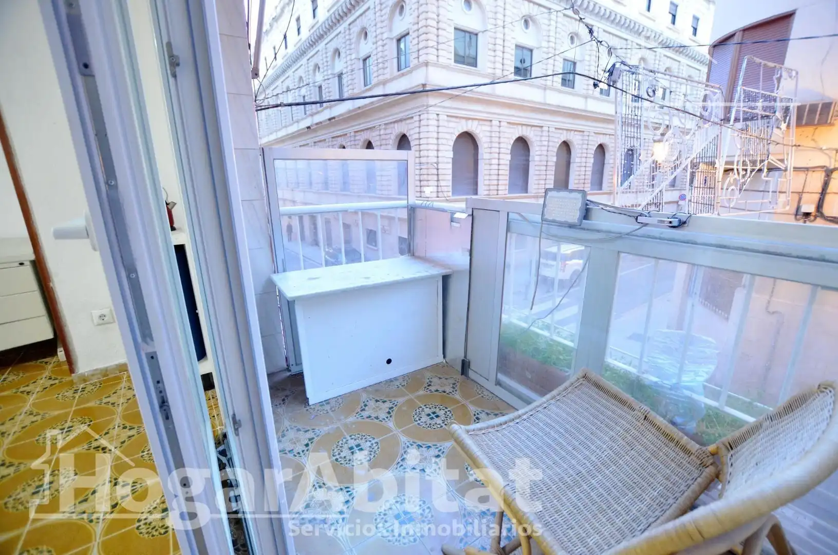 Habitación de Piso en venta en Alicante / Alacant con Amueblado y Balcón