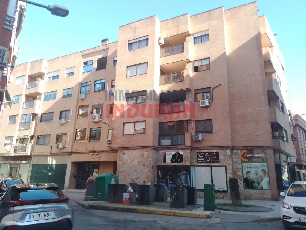 Pis amb ascensor en venda a Calle Pablo Luengo, imagen 3