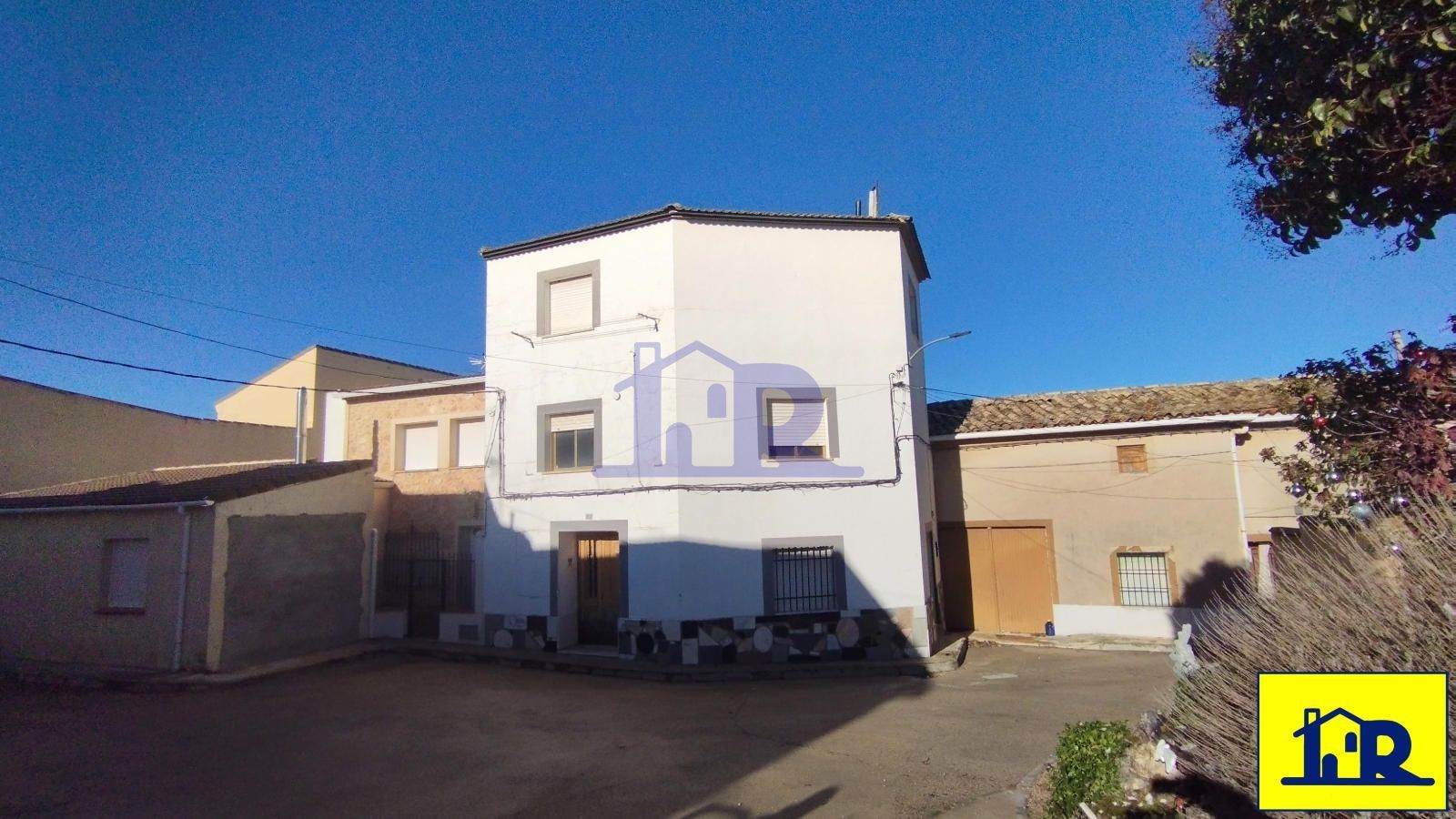 Exterior view of House or chalet for sale in Palomares del Campo  with Alarm