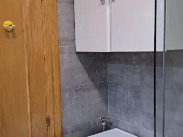 Bany de Pis de lloguer en Chamartín