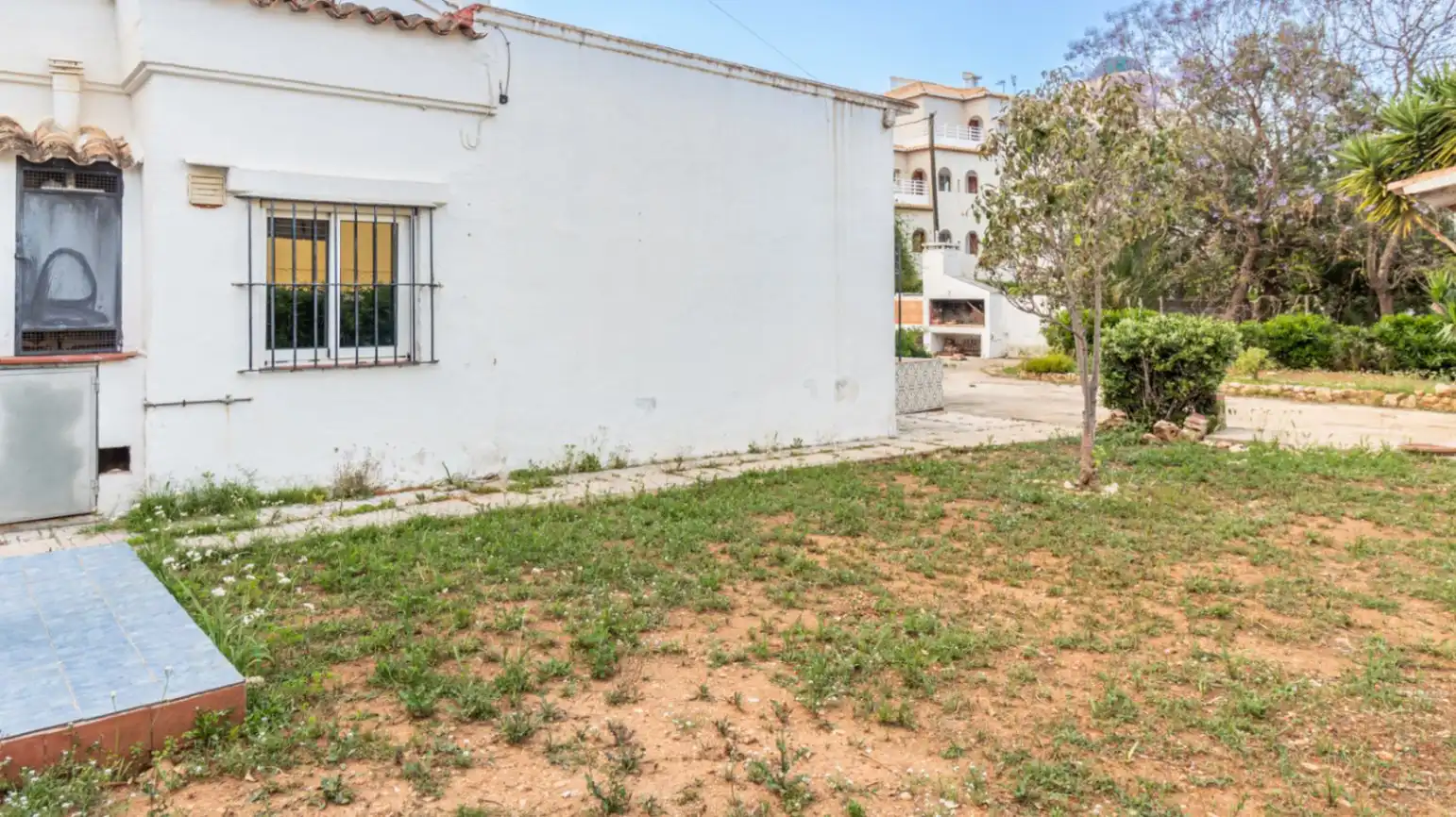 Haus oder Chalet zum Verkauf in Dénia mit Privatgarten, Terrasse und Abstellraum
