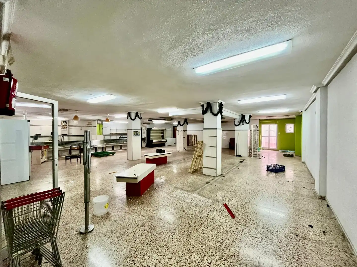 Local comercial en venta en Lluís Vives, imagen 2
