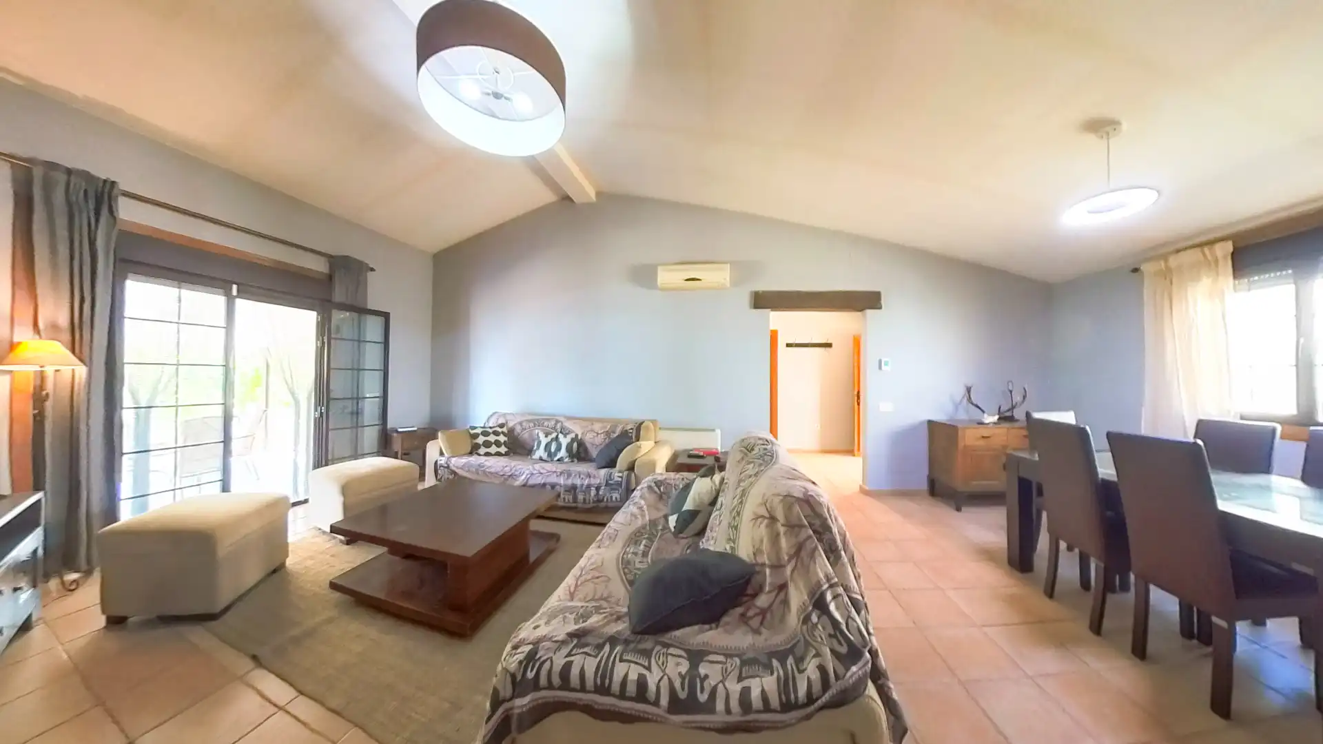 Sala d'estar de Casa o xalet en venda en Galapagar amb Aire condicionat, Jardí privat i Forn