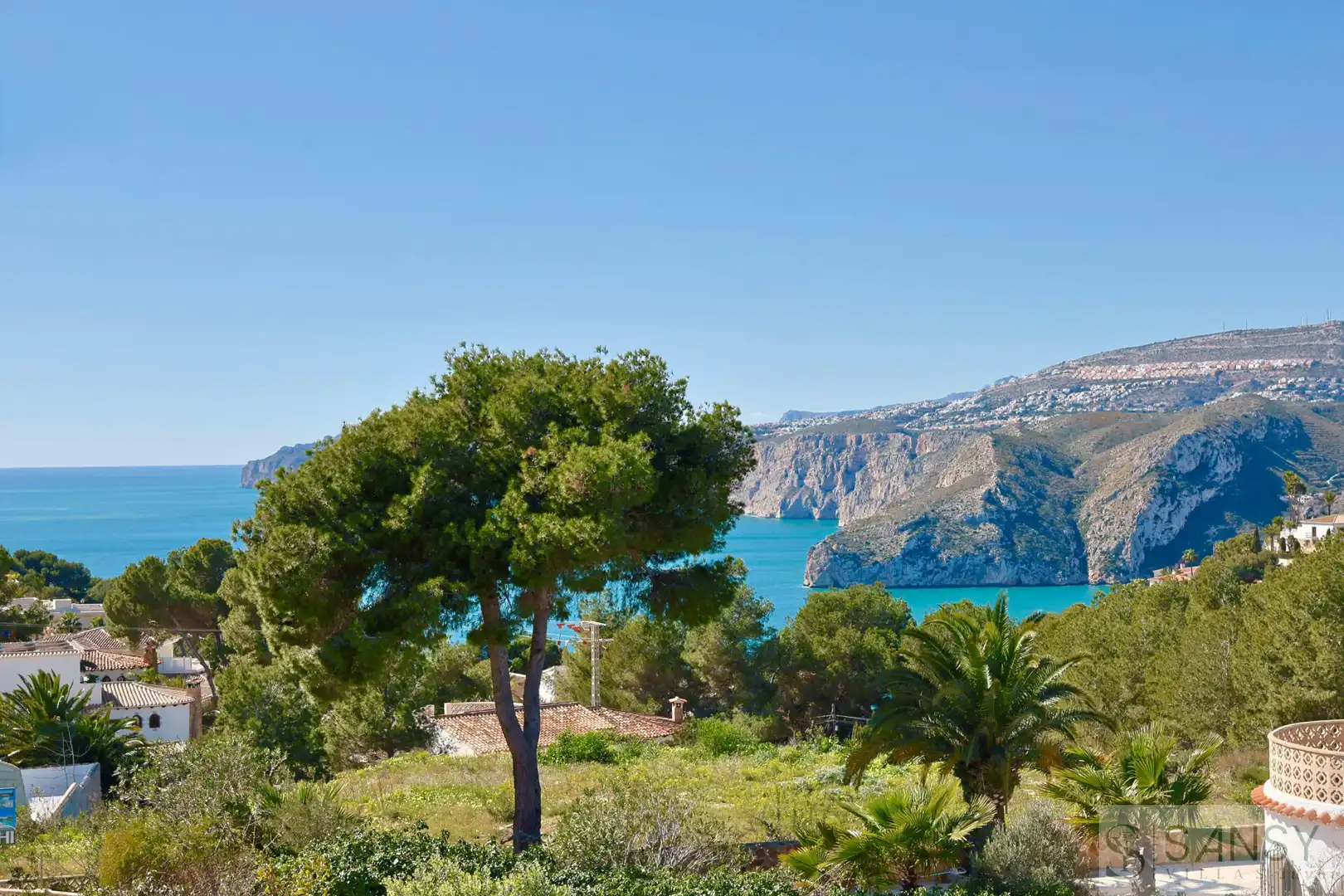 Vista exterior de Casa o xalet en venda en Jávea / Xàbia amb Terrassa i Piscina