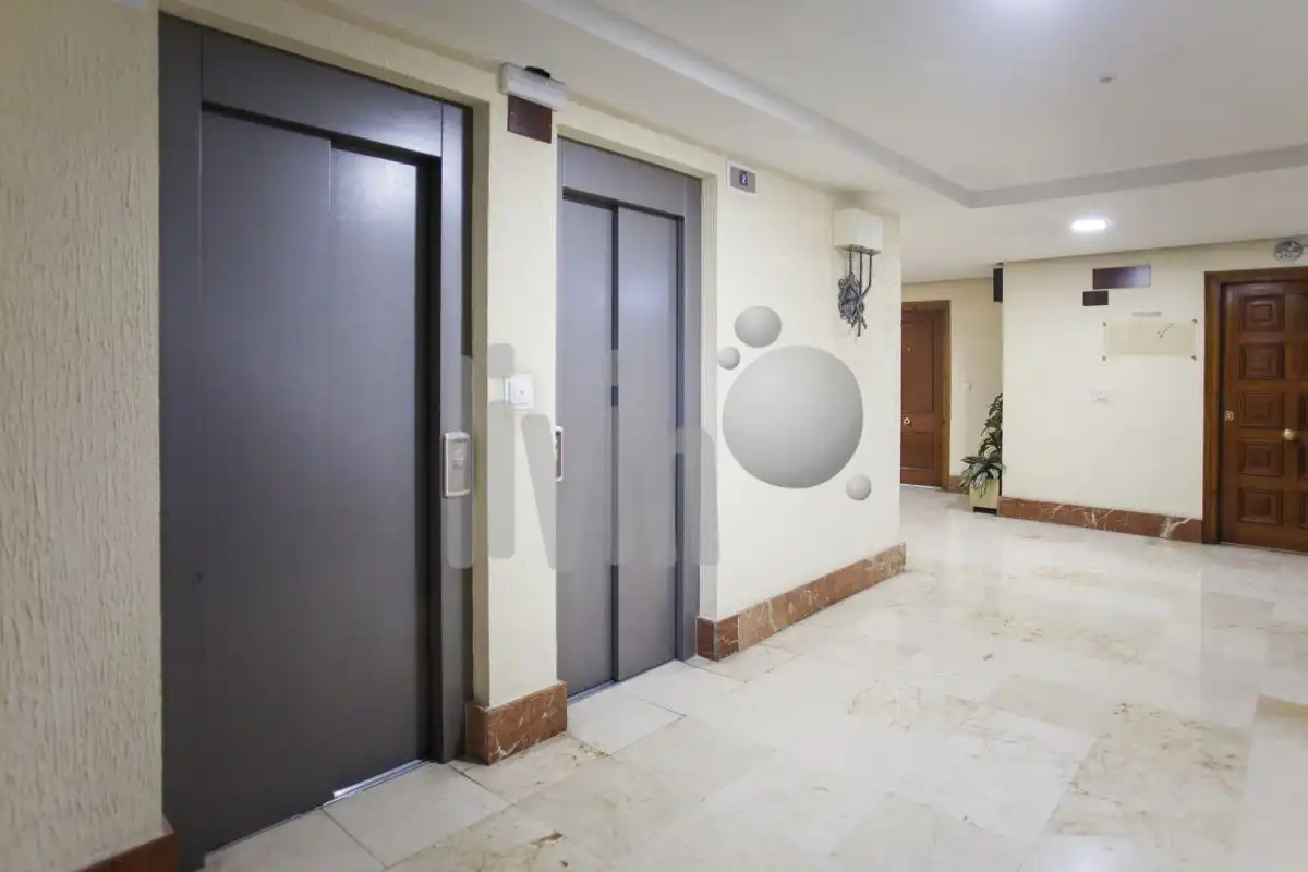 Ufficio con ascensore in affitto a Hospital, imagen 12