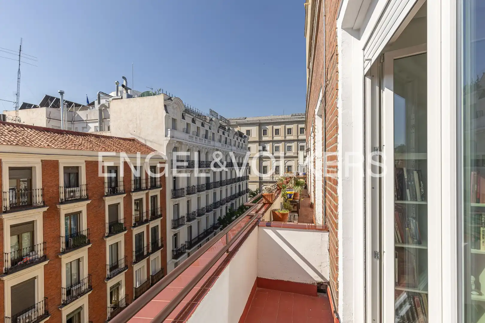 Terrace of Flat for rent in Madrid  with Air Conditioner, Heating and Terrace