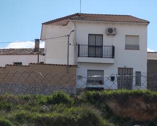 Vista exterior de Casa o xalet en venda en Horcajo de Santiago amb Aire condicionat