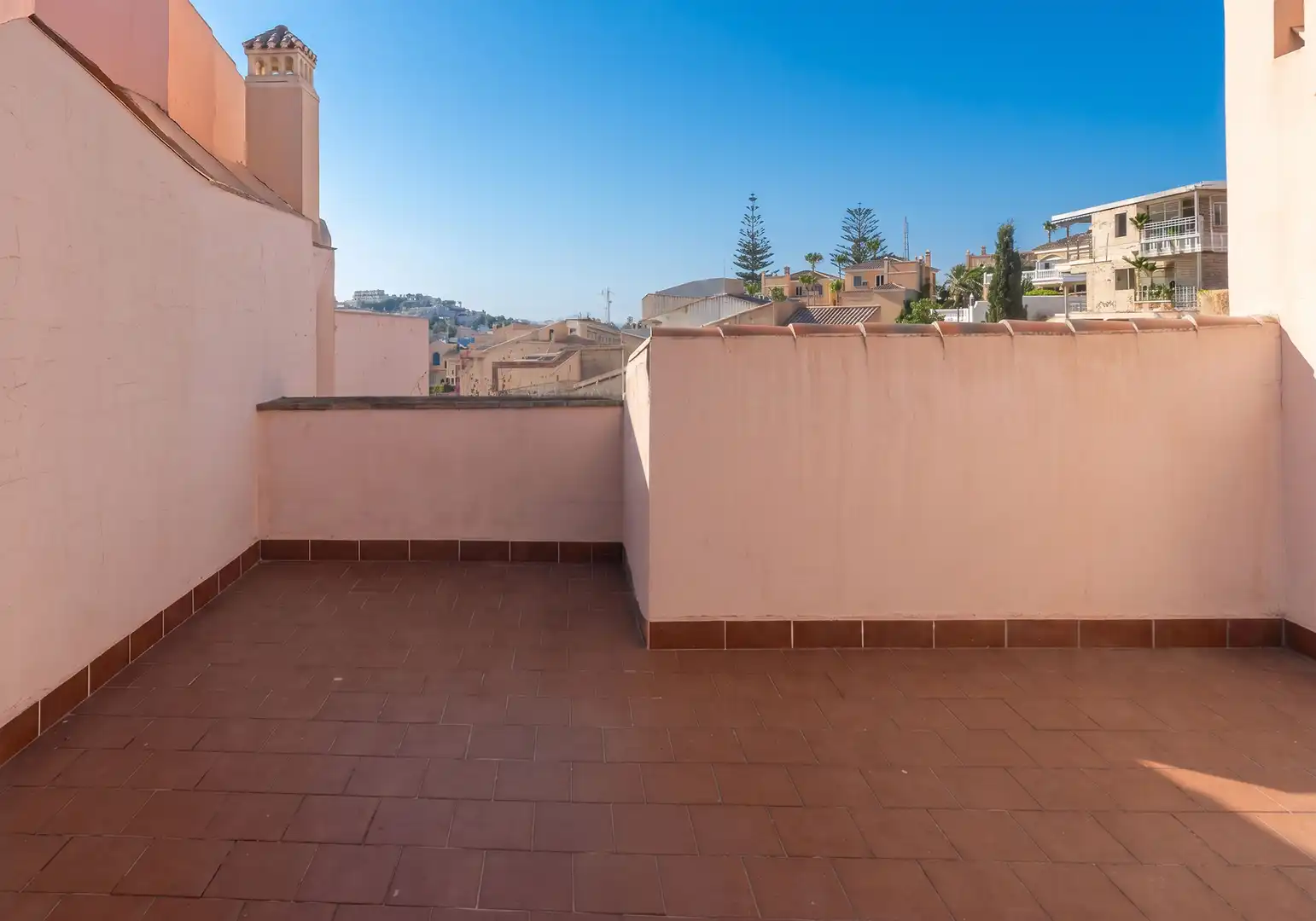 Terrassa de Casa adosada en venda en Mijas amb Jardí privat, Terrassa i Traster