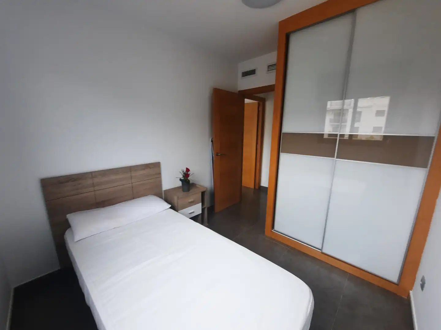 Schlafzimmer von Wohnung zur Miete in Manises mit Klimaanlage, Heizung und Möbliert