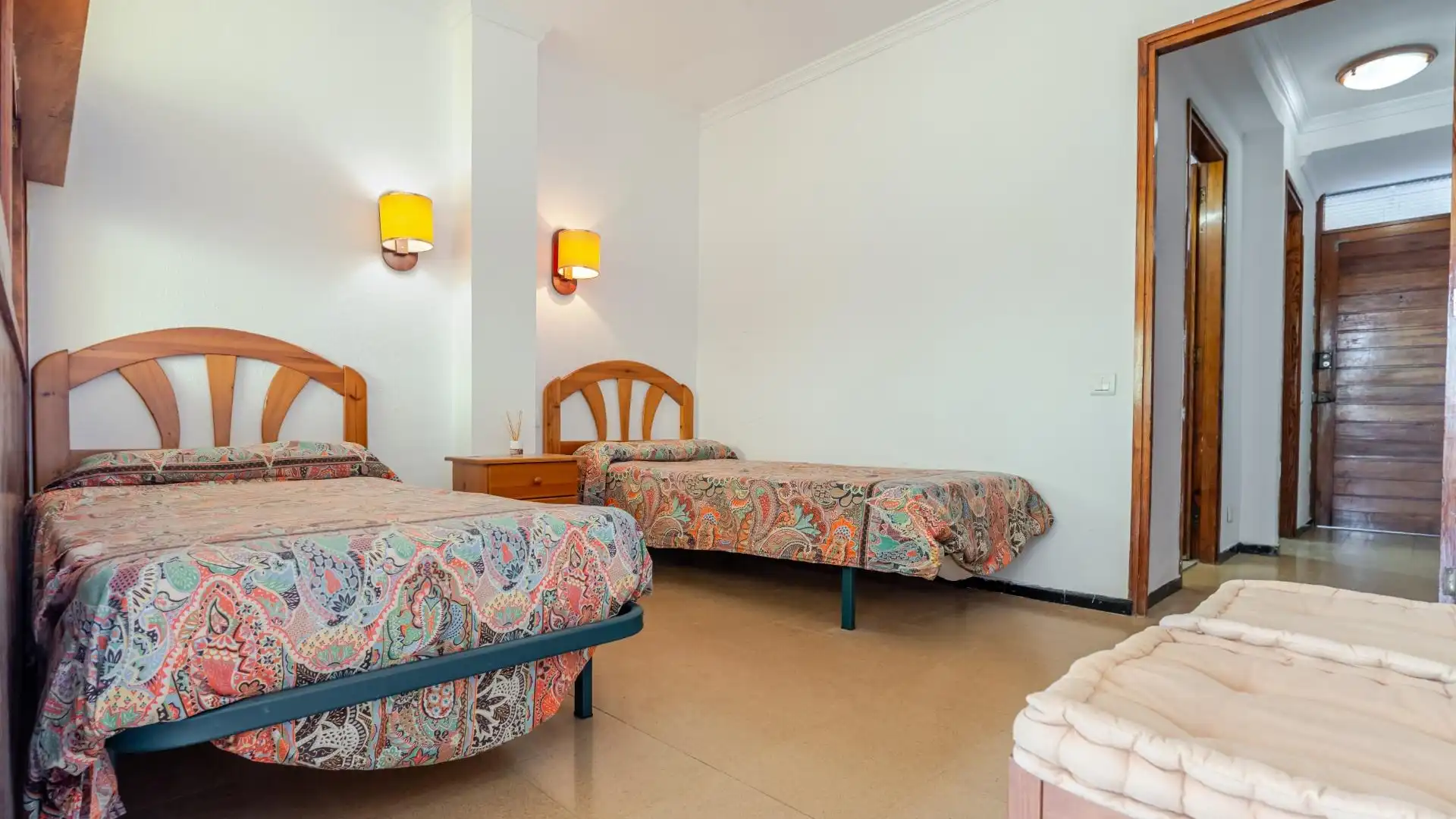 Dormitori de Estudi en venda en San Bartolomé de Tirajana amb Jardí privat, Balcó i Alarma