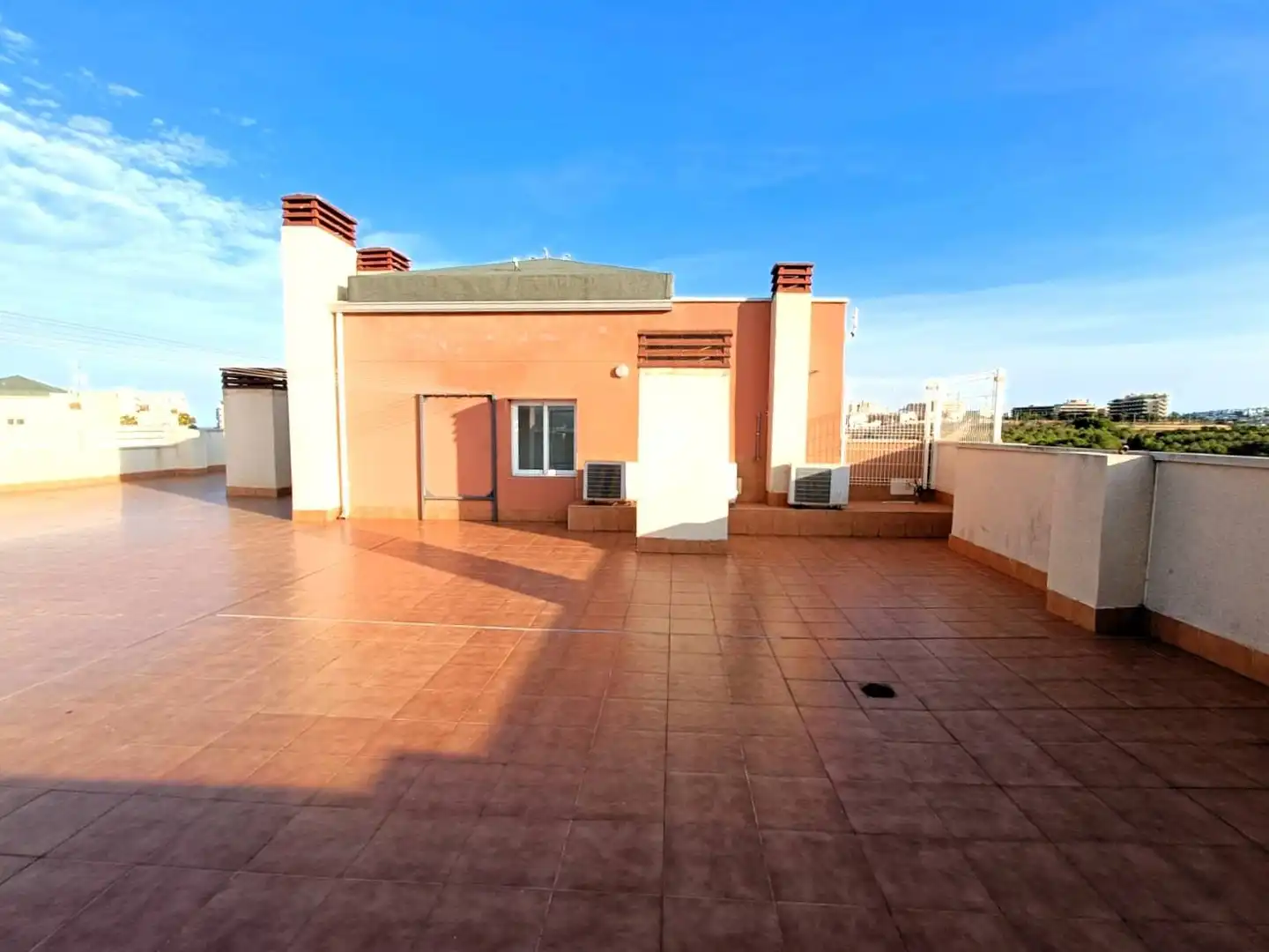 Flat with pool for sale in Los Arenales del Sol, imagen 74