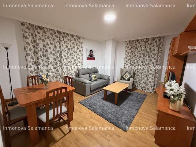 Living room of Flat to rent in Alba de Tormes  with Heating, Furnished and Balcony