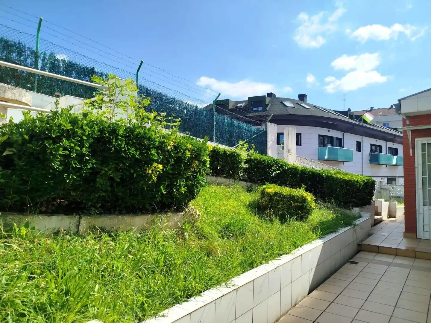 Erdgeschoss zum Verkauf in Medio Cudeyo mit Heizung, Privatgarten und Terrasse