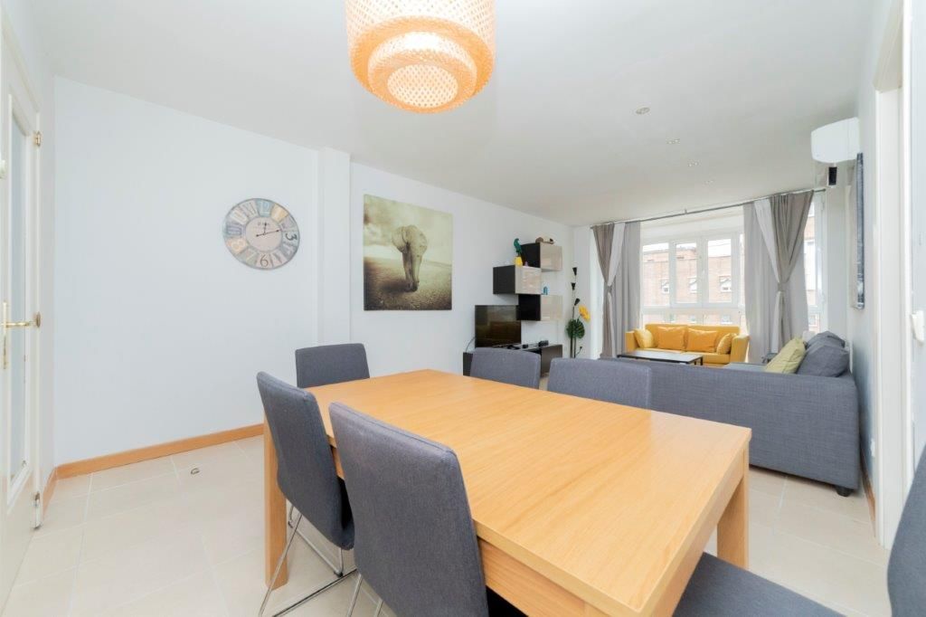 Flat to rent in Calle de la Ribera de Curtidores, Acacias