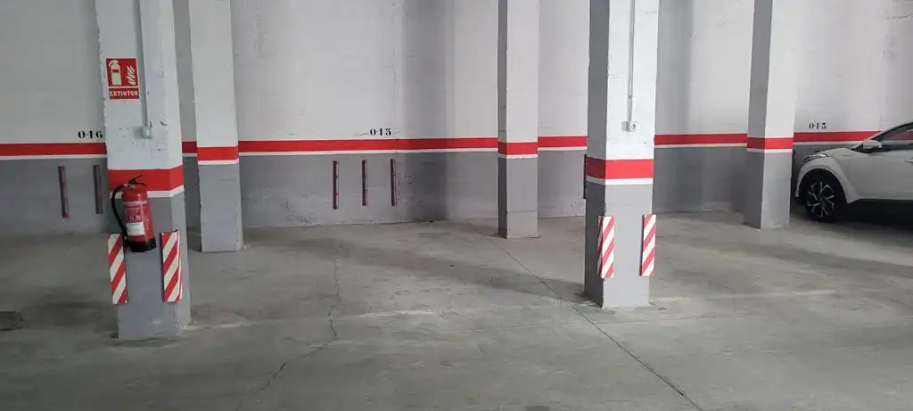 Garaje en venta en Baeza