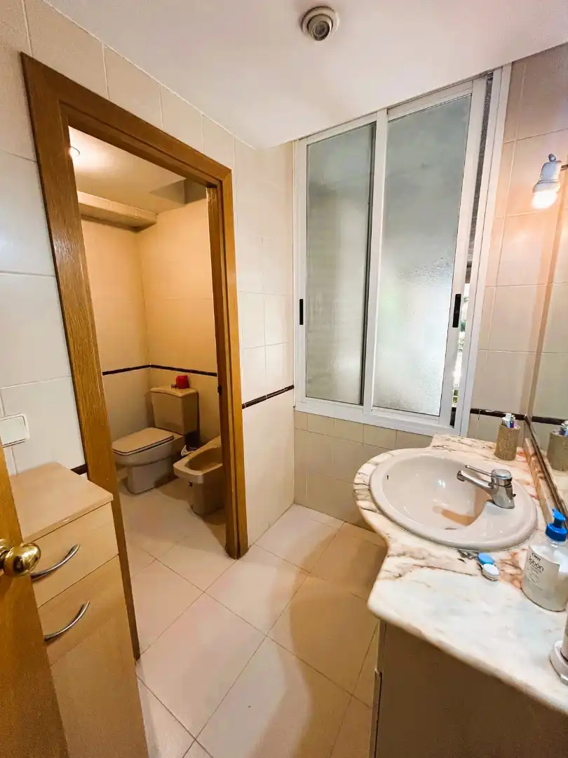 Badezimmer von Maisonette zum Verkauf in Valencia mit Klimaanlage, Heizung und Privatgarten