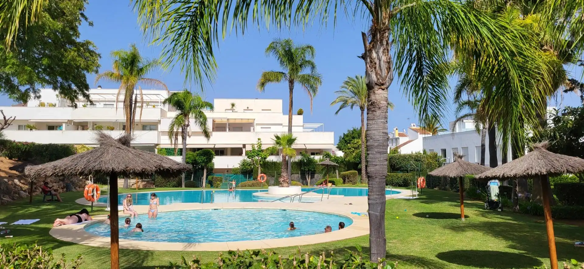 Jardí de Apartament de lloguer en Marbella amb Jardí privat, Terrassa i Moblat