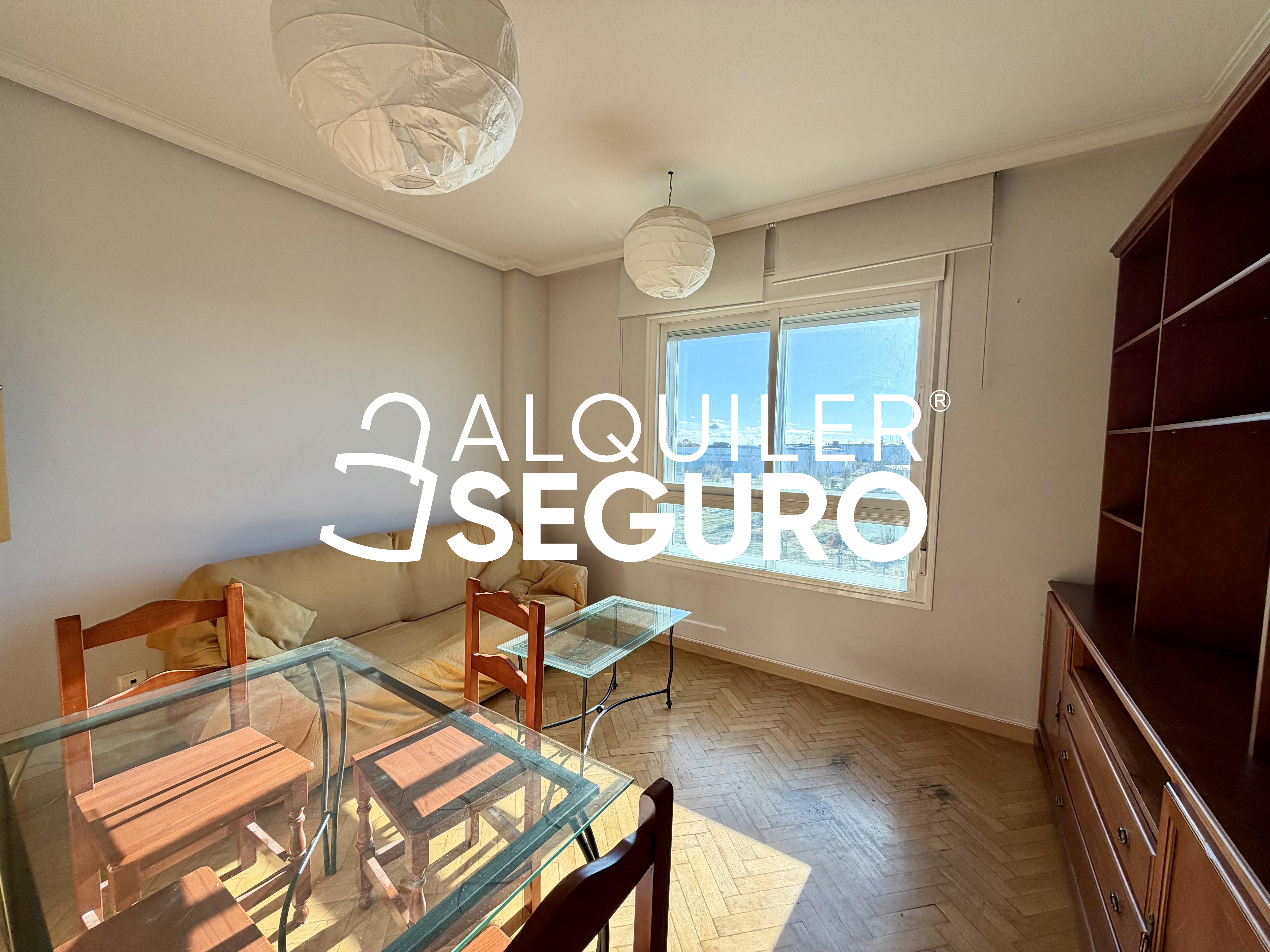 Bedroom of Flat to rent in  Madrid Capital  with Air Conditioner, Heating and Storage room