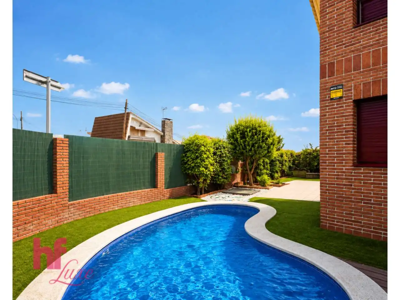 Piscina de Casa adosada en venta en Lliçà de Vall con Aire acondicionado, Calefacción y Jardín privado