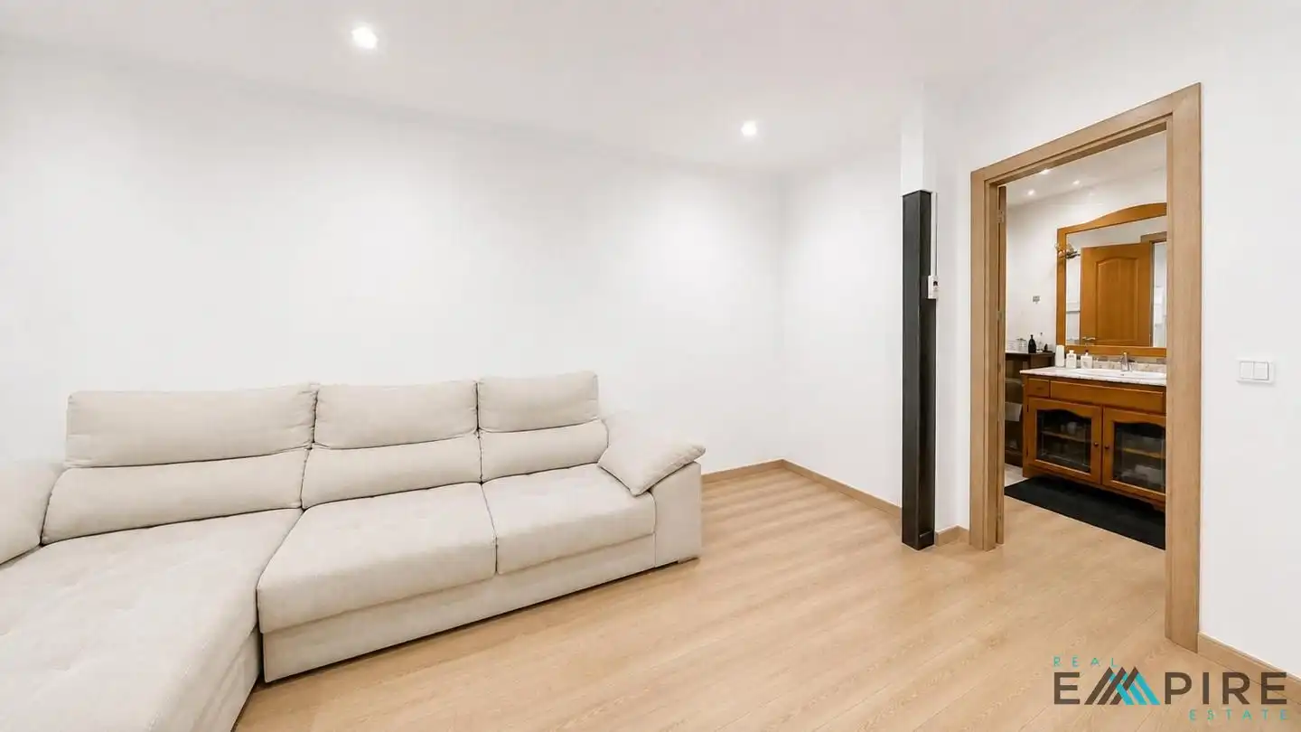 Living room of Ground floor for sale in Getafe  with Air Conditioner and Heating