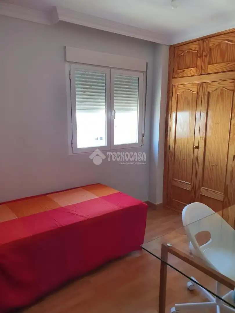 Dormitori de Pis en venda en Armilla amb Aire condicionat i Balcó