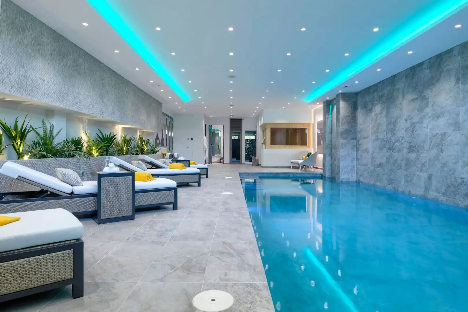 Piscina de Casa o chalet en venta en Marbella con Aire acondicionado, Calefacción y Jardín privado
