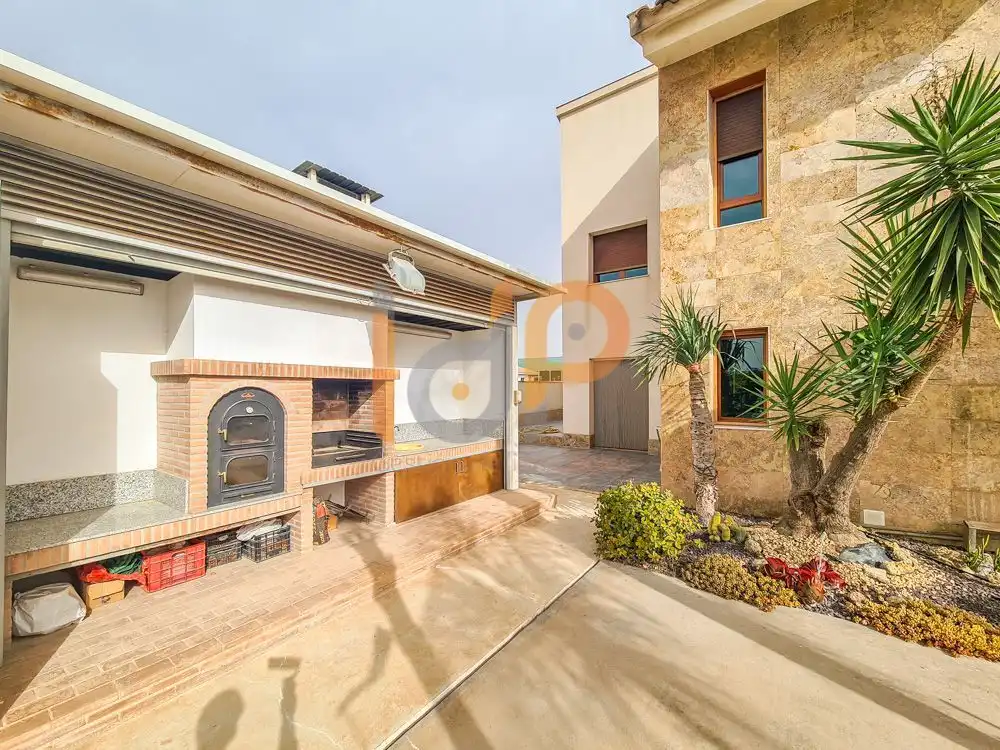 Vista exterior de Casa o chalet en venta en Huércal-Overa con Aire acondicionado, Calefacción y Jardín privado