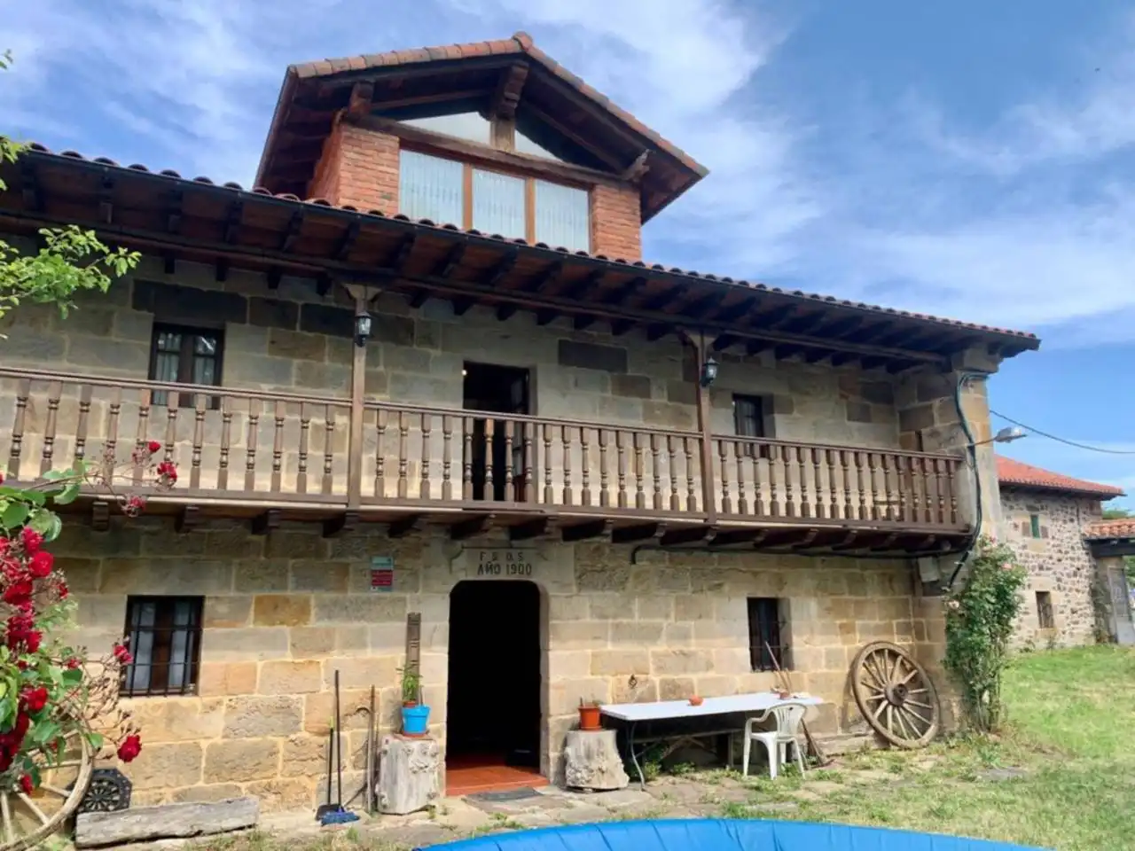 Vista exterior de Casa o chalet en venta en Arija con Calefacción, Jardín privado y Terraza