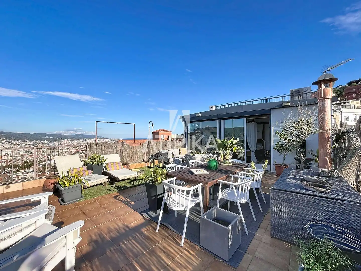 Terrasse von Maisonette zum Verkauf in Barcelona mit Klimaanlage, Heizung und Terrasse