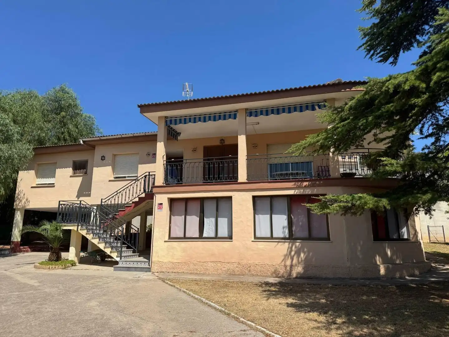 Vista exterior de Casa o chalet en venta en Torrent con Jardín privado, Terraza y Trastero