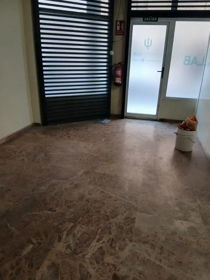 Geschaftsraum zur Miete in Zaragoza
