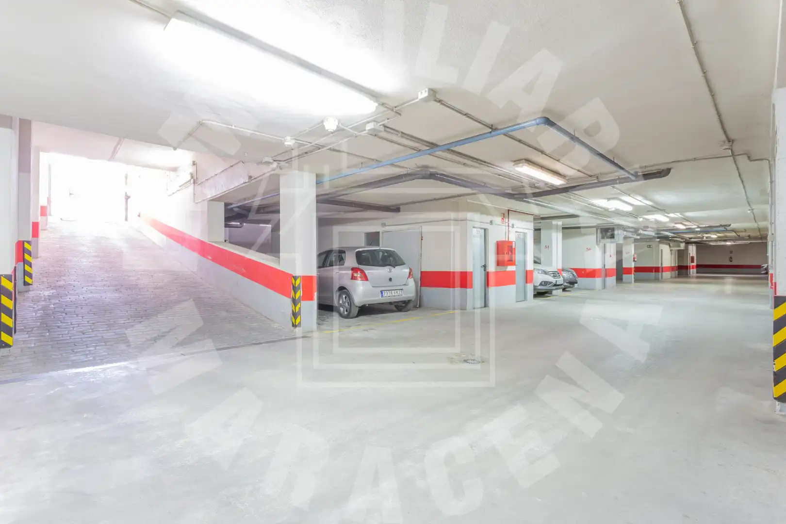 Parking de Apartamento en venta en Maracena con Calefacción, Parquet y Terraza