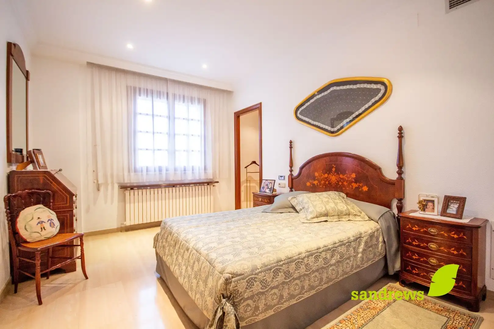 Schlafzimmer von Einfamilien-Reihenhaus zum Verkauf in Figueres mit Klimaanlage, Heizung und Privatgarten