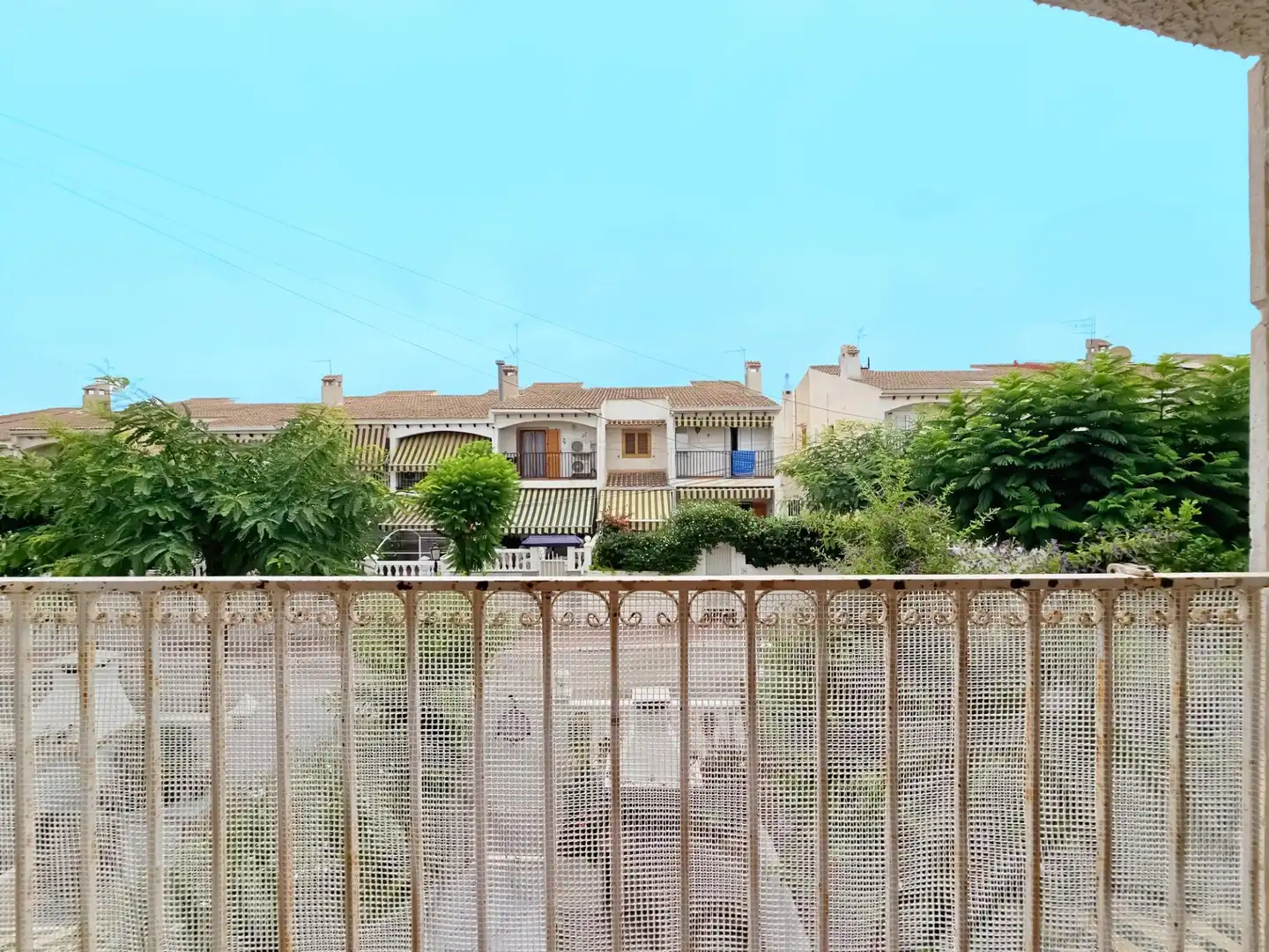 Vista exterior de Casa o xalet en venda en Santa Pola amb Aire condicionat, Calefacció i Jardí privat