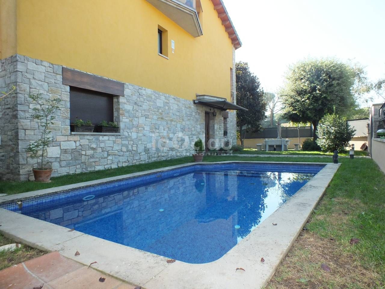 Swimming pool of Single-family semi-detached for sale in Tona  with Air Conditioner, Heating and Private garden