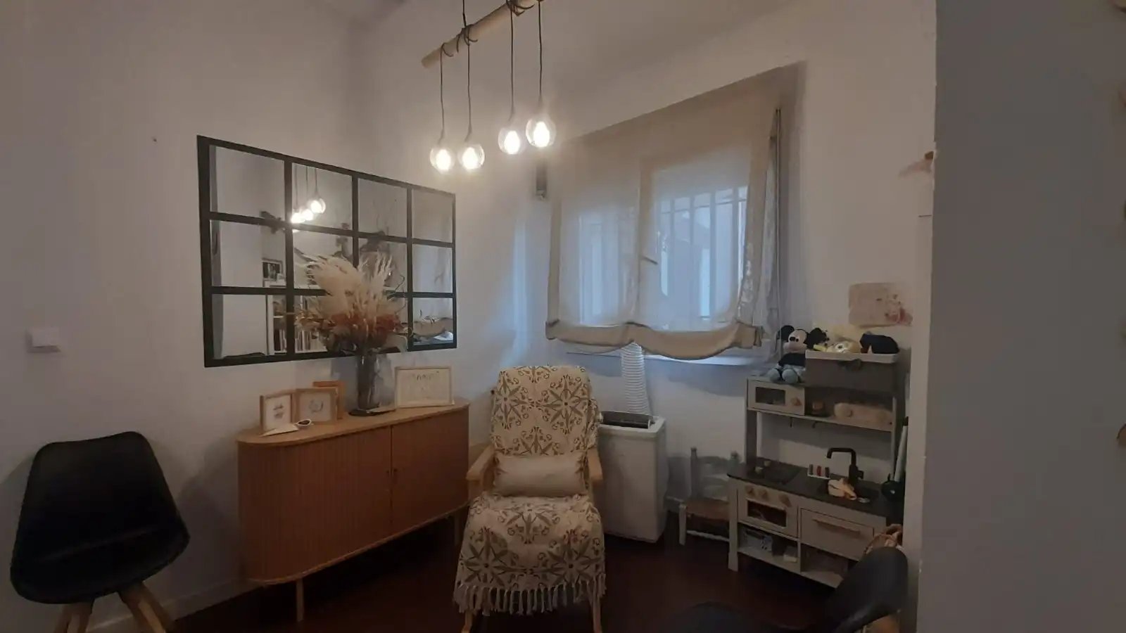 Sala de estar de Dúplex en venta en Lucena con Aire acondicionado, Calefacción y Jardín privado