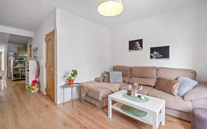 Sala d'estar de Pis en venda en Alhaurín de la Torre amb Aire condicionat, Terrassa i Balcó