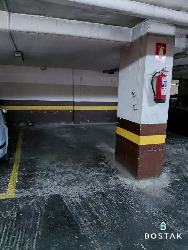 Parkplatz zur Miete in Luis Iruarrizaga Kalea, imagen 11