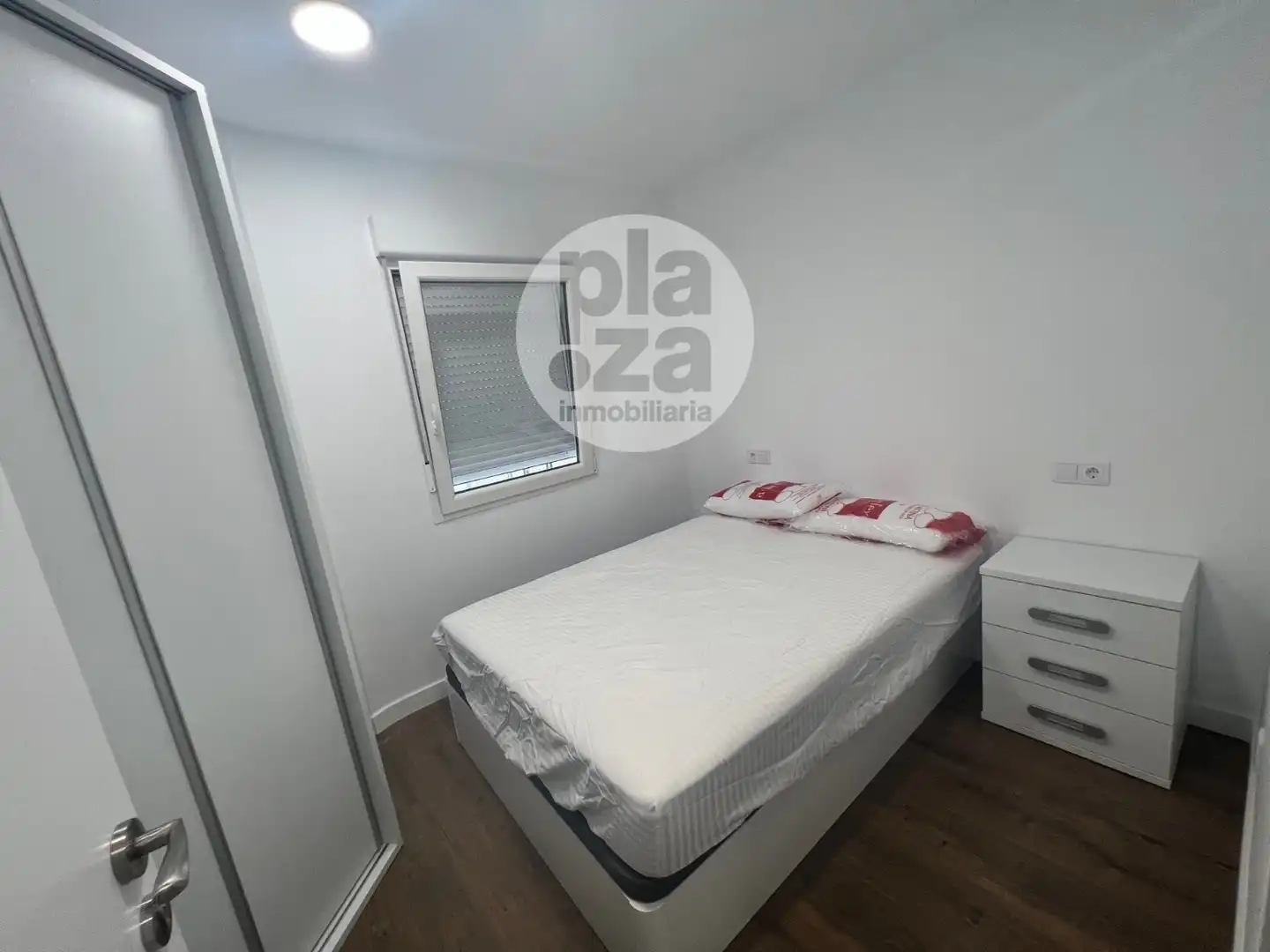 Bedroom of Flat for rent in Burgos  with Heating and Furnished