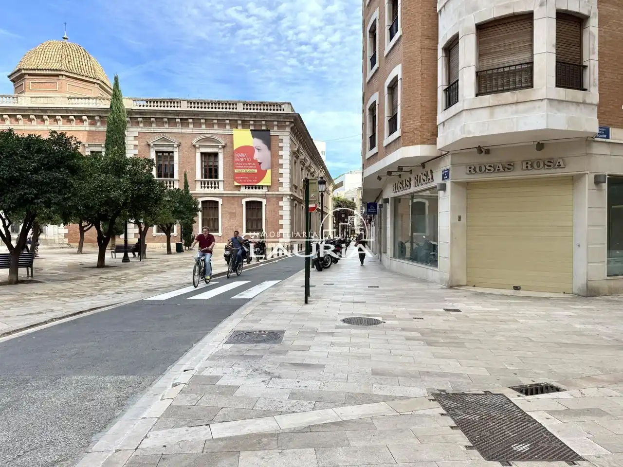 Vista exterior de Local de alquiler en Valencia con Aire acondicionado