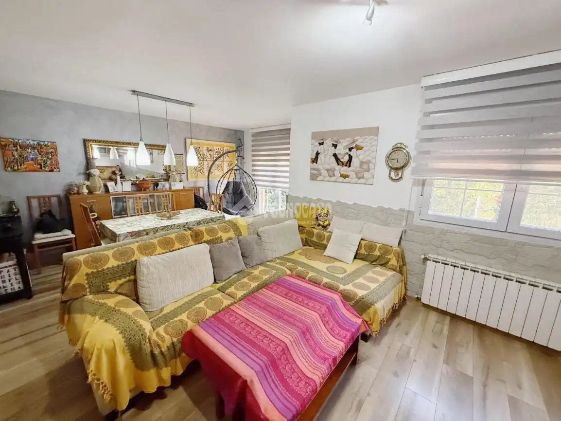 Sala de estar de Casa adosada en venta en Seseña